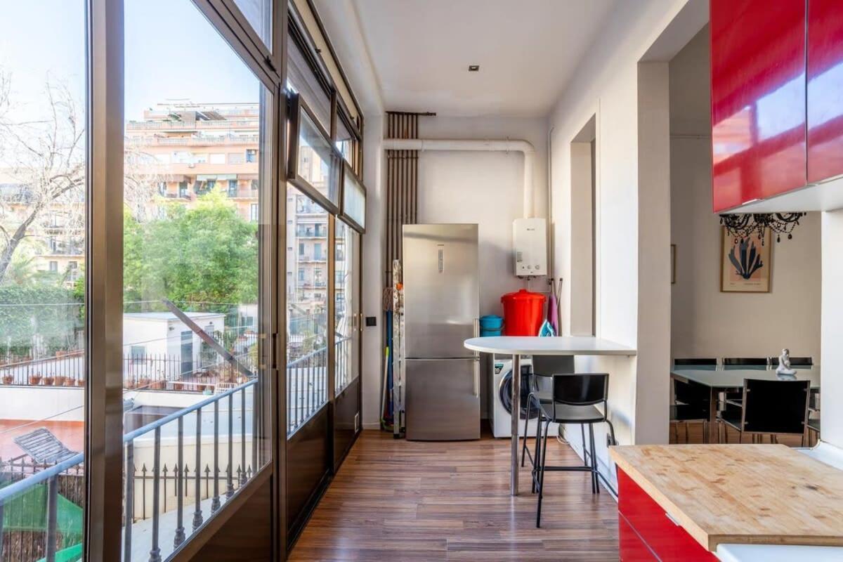 Comfortable And Huge 4bd - 2bth Rambla Catalunya * Barcellona