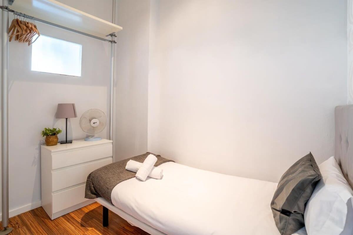 Comfortable And Huge 4bd - 2bth Rambla Catalunya Barcellona