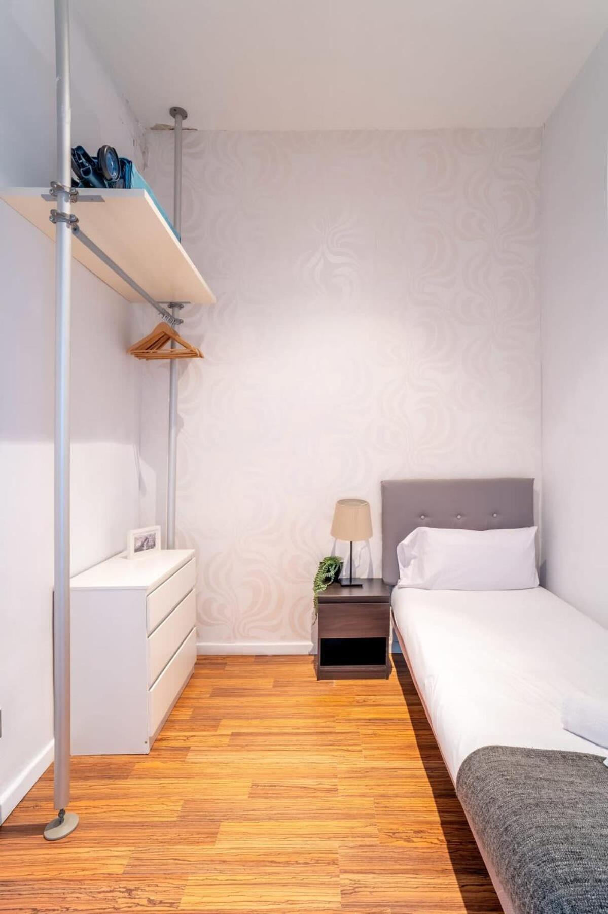 Comfortable And Huge 4bd - 2bth Rambla Catalunya Appartamento *